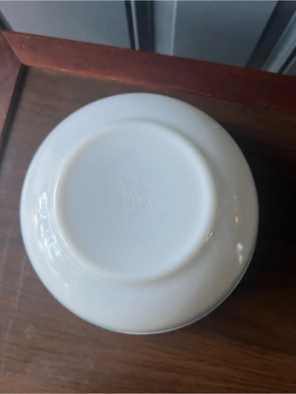 Vintage Pyrex Amish Butterprint Turquoise on White 2.5 Quart Mixing Bowl #403